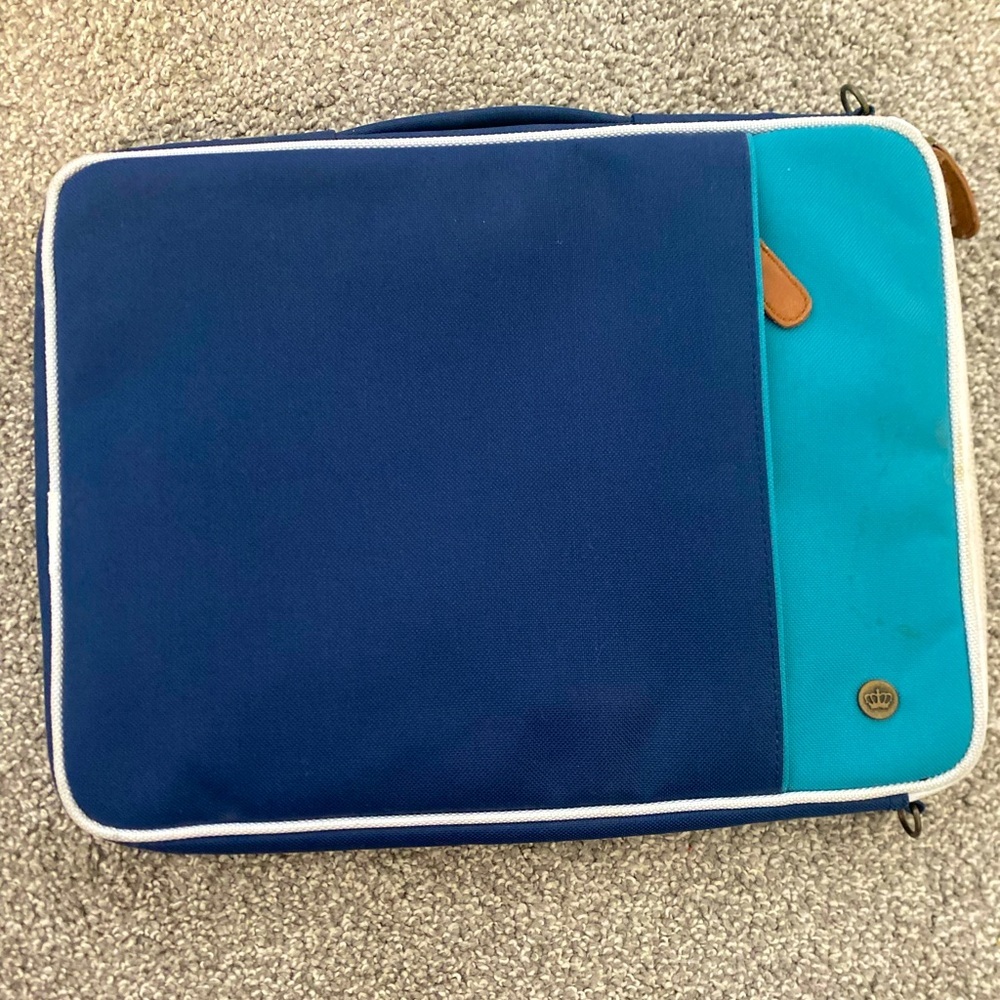 PKG‎ Blue Macbook Laptop Sleeve Case 13" 14"